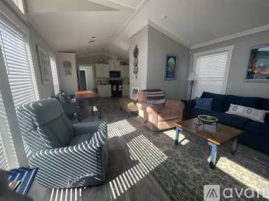Main picture of 106 N 3 St