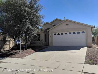 Main picture of 10452 E Pike St