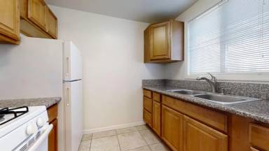 Main picture of 4913 Cass St