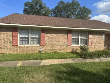 Main picture of 1526 Shoally Creek Rd