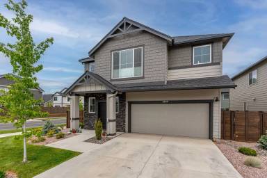 Main picture of 20618 SE Gemstone Ave