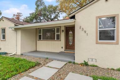 Main picture of 2391 Carlsbad Ave
