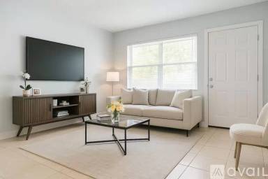 Main picture of Lake House Apartments