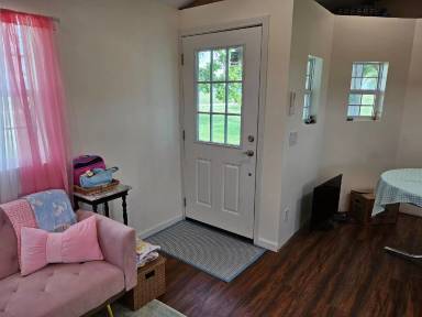 Main picture of 6344 S 6th Street Rd