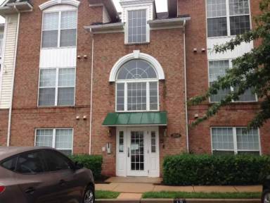 Main picture of 2500 Driftwood Ct