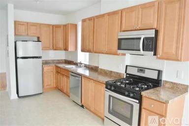 Main picture of 3 Quincy St