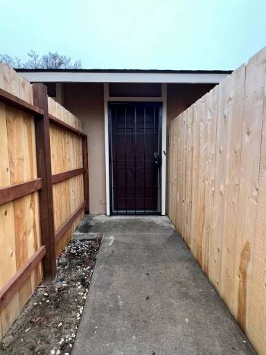 Main picture of 303 Riverside Ave