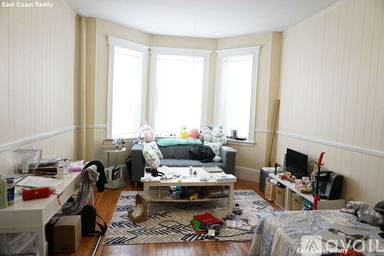 Main picture of 11 Royce Rd