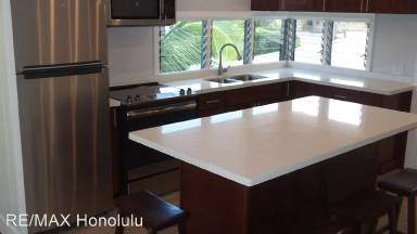 Main picture of 1655 Ua Dr