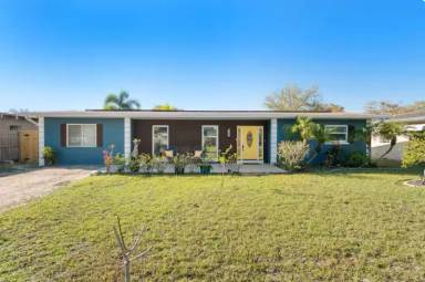 Main picture of 5040 49th Ave N