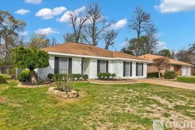 Main picture of 108 Sparrow Way