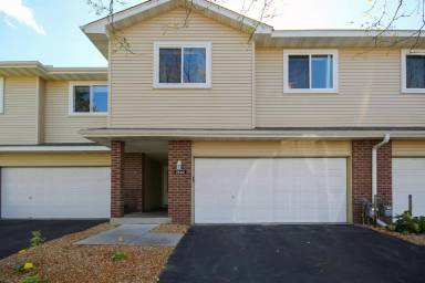 Main picture of 7442 Bolton Way