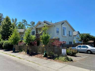Main picture of 1808 E Sunset Dr