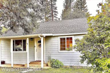 Main picture of 75 Redberg Ave