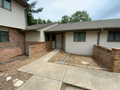 Main picture of 463 Foxfire Dr