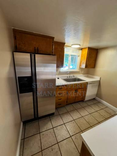 Main picture of 6337 San Benito Way