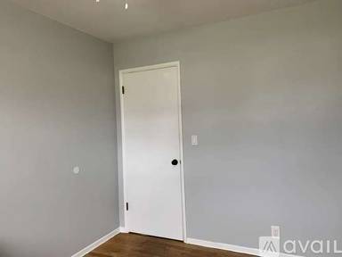 Main picture of 12604 NE Stanton St