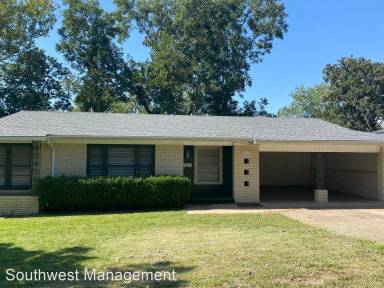 Main picture of 1314 Kessler Blvd