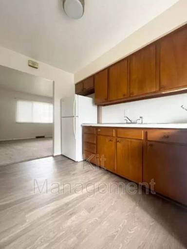 Main picture of Jackman Ave