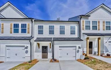 Main picture of 207 Broad Banyan Ct