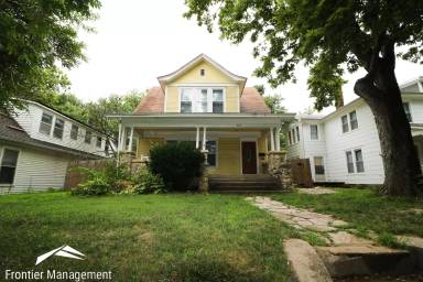 Main picture of 907 Osage St