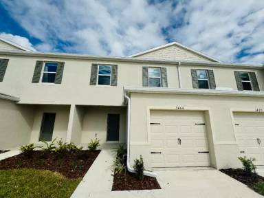 Main picture of 3464 Major Oak Blvd
