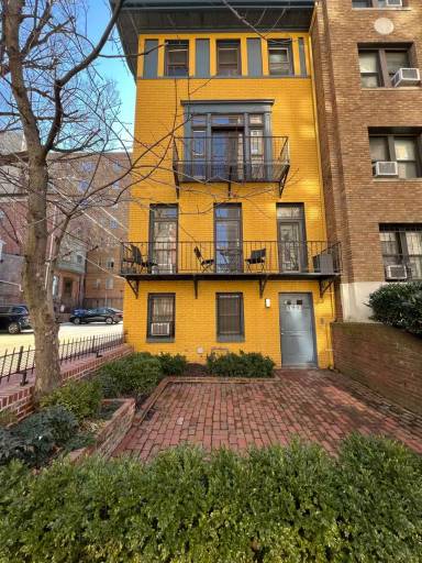 Main picture of 1600 Q St NW