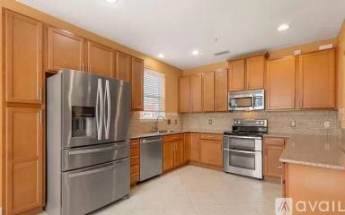 Main picture of Deerwood Place Condo