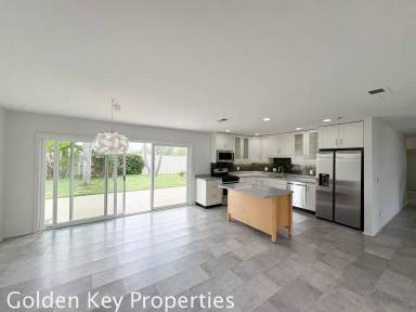 Main picture of 5510 Los Robles Dr