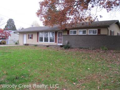 Main picture of 1314 E Walnut Grove Dr