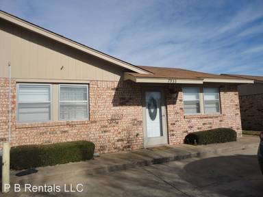 Main picture of 7933 NW Crossland Cir