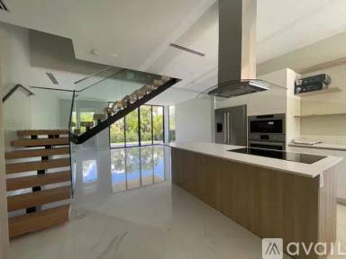 Main picture of Tropical Isle Homes