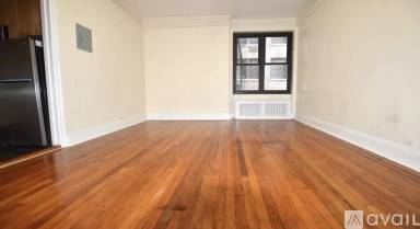 Main picture of 170 2nd Ave