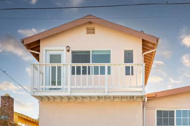 Main picture of 1324 Waring St