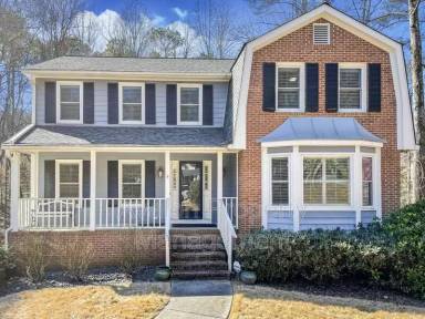 Main picture of 3430 Mark Hall Dr NE