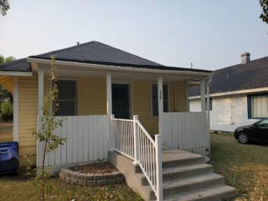 Main picture of 428 W 3rd N