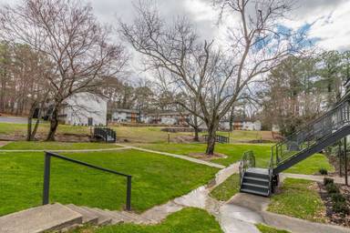 Main picture of Midwood Glen Apartments