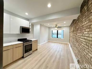 Main picture of 1548 W Juneway Ter