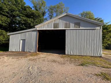 Main picture of 210- 212 West Grave Street - 1