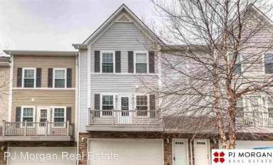 Main picture of 6034 N 167th Ct