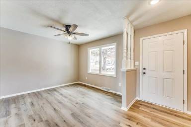 Main picture of 309 N Willow Dr