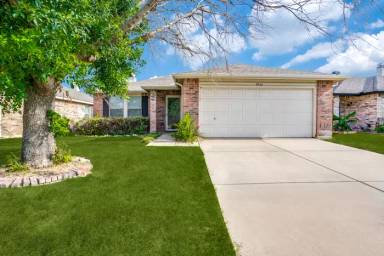 Main picture of 5516 Camarillo Dr
