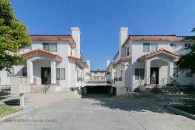 Main picture of 810 S Atlantic Blvd