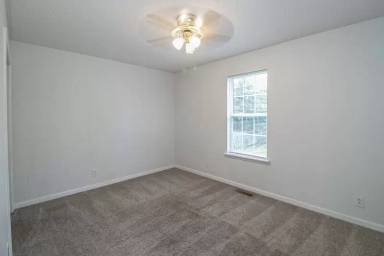 Main picture of 236 Golden Pond Ave