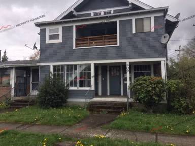 Main picture of 409-411 S Silver St