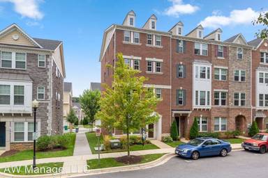 Main picture of 111 Fairbanks Dr