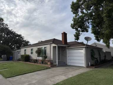 Main picture of 6015 8th Ave