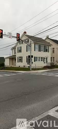 Main picture of 800 Race St