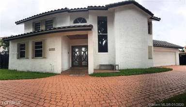 Main picture of 10761 SW 38th St