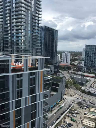 Main picture of Brickell on the River North